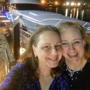 Meet your Posher, Maya